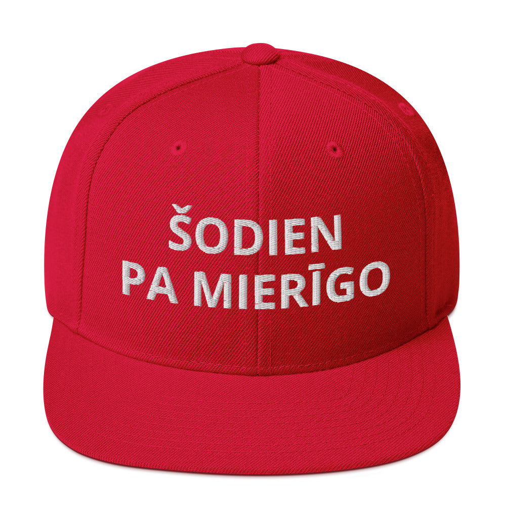 Šodien pa mierīgo Snapback Kepons